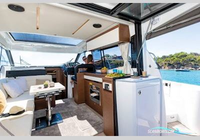 Jeanneau NC 37 Motorboot 2025, mit Volvo D3 motor, England