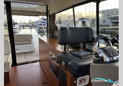 Jeanneau NC11 Motorboot 2013, Niederlande