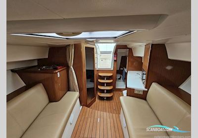 Jeanneau Prestige 30s Motorboot 2007, mit Volvo Penta motor, England