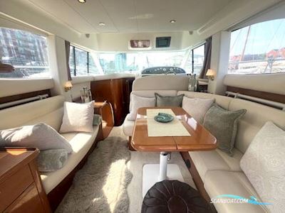 Jeanneau Prestige 36 Motorboot 2005, mit Volvo Penta D6-370 motor, England
