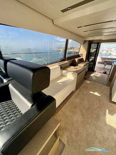 Jeanneau Prestige 630 Motorboot 2018, mit VOLVO D 11 IPS-950 725 CV motor, Frankreich