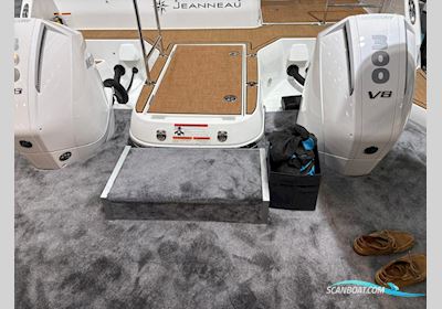 Jeanneau TH33 Twin-Hull Motorboot 2026, mit Mercury / Yamaha motor, Niederlande