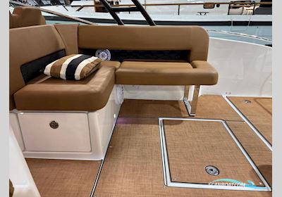 Jeanneau TH33 Twin-Hull Motorboot 2026, mit Mercury / Yamaha motor, Niederlande