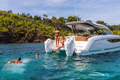 Jeanneau TH38 Twin-Hull Motorboot 2026, mit Mercury motor, Niederlande