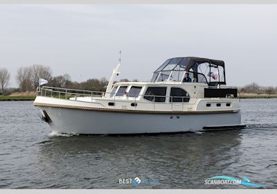 Jetten 37 AC-RS Motorboot 2013, mit Vetus Deutz is Een Samenwerking Tussen Het Nederlandse Vetus en Het Duitse Deutz, Waarbij Deutz-Motoren Zorgen Voor Betrouwbare, Efficiënte en Duurza motor, Niederlande
