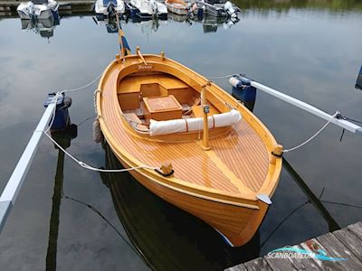 Kålviksnipa i Ek-Oregon Pine Motorboot 2026, mit Volvo Penta D1-20 motor, Sweden