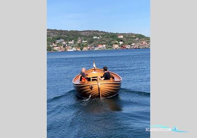 Kålviksnipa i Ek-Oregon Pine Motorboot 2026, mit Volvo Penta D1-20 motor, Sweden
