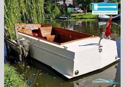 Klassieke Autoboot Motorboot 1924, mit Lomatec motor, Niederlande