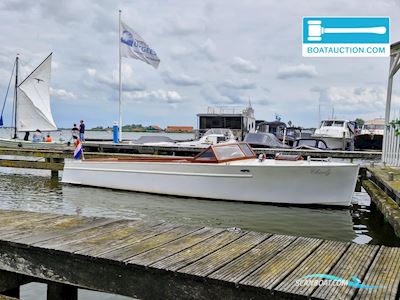 Klassieke Autoboot Motorboot 1924, mit Lomatec motor, Niederlande