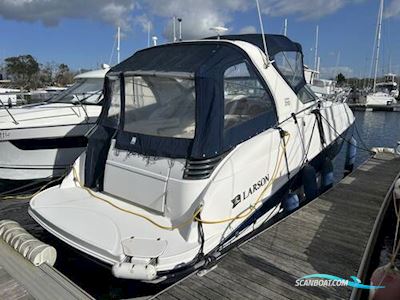 Larson Cabrio 310 Motorboot 2007, mit Volvo Penta D4 260 motor, England