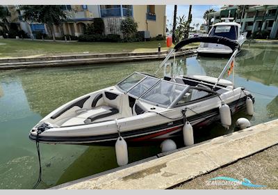 Larson Lsr 2000 Motorboot 2013, mit Mercruiser motor, England