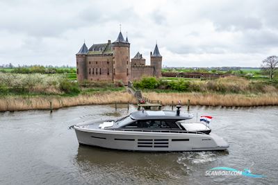 Lengers Lounge 60 Motorboot 2015, Niederlande