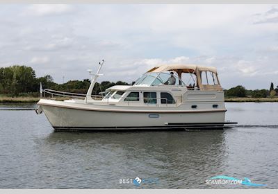 Linssen Grand Sturdy 35.0 AC Motorboot 2019, mit Volvo Penta is een Zweeds merk dat wereldwijd bekendstaat om betrouwbare en krachtige scheepsmotoren en aandrijfsystemen. Ze leveren zowel diesel- al motor, Niederlande