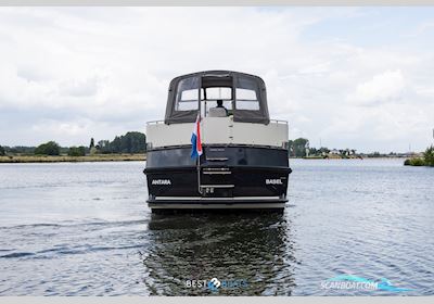 Linssen Grand Sturdy 40.9 AC Motorboot 2016, mit Volvo Penta is Een Zweeds Merk Dat Wereldwijd Bekendstaat om Betrouwbare en Krachtige Scheepsmotoren en Aandrijfsystemen. Ze Leveren Zowel Diesel- al motor, Niederlande