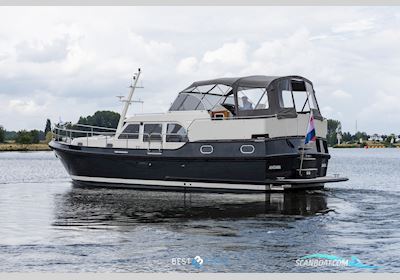 Linssen Grand Sturdy 40.9 AC Motorboot 2016, mit Volvo Penta is Een Zweeds Merk Dat Wereldwijd Bekendstaat om Betrouwbare en Krachtige Scheepsmotoren en Aandrijfsystemen. Ze Leveren Zowel Diesel- al motor, Niederlande