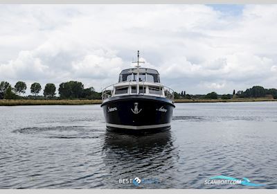 Linssen Grand Sturdy 40.9 AC Motorboot 2016, mit Volvo Penta is Een Zweeds Merk Dat Wereldwijd Bekendstaat om Betrouwbare en Krachtige Scheepsmotoren en Aandrijfsystemen. Ze Leveren Zowel Diesel- al motor, Niederlande
