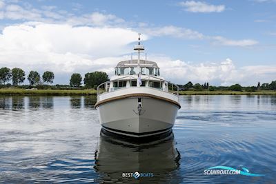 Linssen Grand Sturdy 430 AC Mark II Motorboot 2007, mit Vetus Deutz is Een Betrouwbare Combinatie Van Twee Bekende Merken in de Maritieme Wereld: Vetus, Gespecialiseerd in Scheepsmotoren en -Onderdelen, en motor, Niederlande