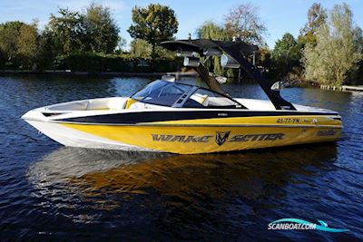 Malibu Wakesetter 20 VTX Motorboot 2009, mit Indmar motor, Niederlande