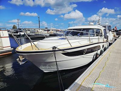 Marex 375 Motorboot 2020, mit 2 motor, Niederlande