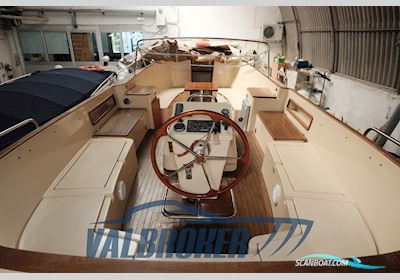 Maril Gozzo 8.80 Motorboot 2009, mit Yanmar 4JH3-DTE motor, Italien