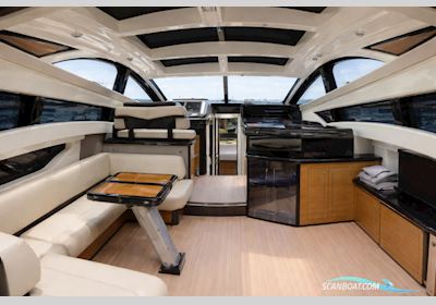 Marquis 500 Sports Coupe Motorboot 2009, mit Volvo Penta Ips600 motor, Kroatien