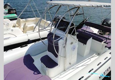 Master 730 open Motorboot 2015, mit SUZUKI motor, Frankreich