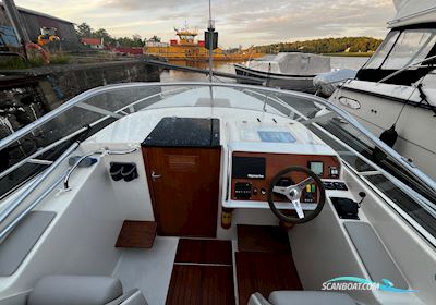 Maxi 880 DC Motorboot 1991, mit Volvo Penta D4-300 motor, Sweden