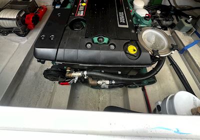 Maxi 880 DC Motorboot 1991, mit Volvo Penta D4-300 motor, Sweden