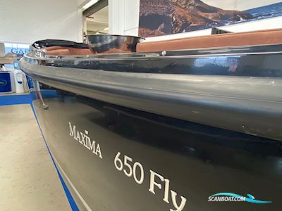 Maxima 650 Flying Lounge Motorboot 2024, Dänemark