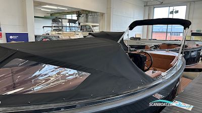 Maxima 650 Flying Lounge Motorboot 2025, Dänemark
