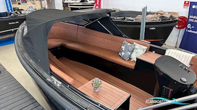 Maxima 650 Flying Lounge Motorboot 2025, Dänemark