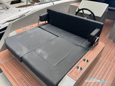 Maxima 680 Sport Lounge Motorboot 2025, mit Suzuki motor, Niederlande