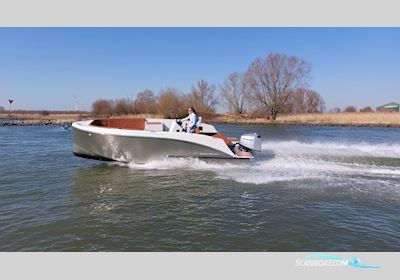 Maxima 680 Sport Lounge Motorboot 2026, mit Mercury 150 Exlpt Efi motor, Dänemark