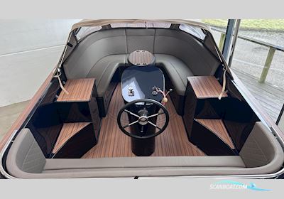 Maxima 720 Retro Motorboot 2022, mit Mercury 60 hk 4-Takt motor, Dänemark