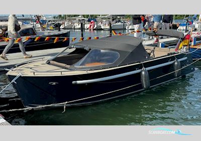 Maxima 730i Motorboot 2021, mit Vetus motor, Deutschland