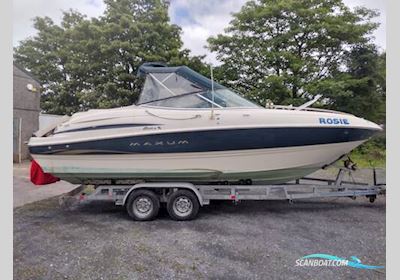 Maxum 2300 SC Motorboot 2002, mit Mercruiser 5.0L MPI motor, England