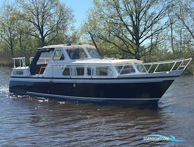 Meeuwkruiser Okak Motorboot 1980, mit Peugeot motor, Niederlande