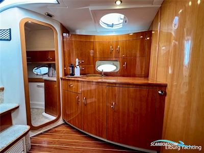 Mira 43 - Innovazione e Progetti Motorboot 2004, Niederlande