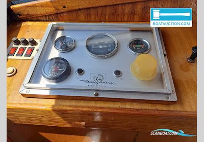 Motorboat 830 Motorboot 1974, mit Peugeot motor, Niederlande