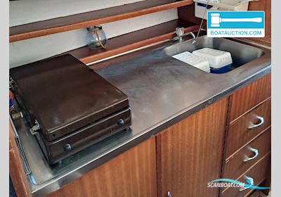 Motorboot 830 Motorboot 1974, mit Peugeot motor, Niederlande