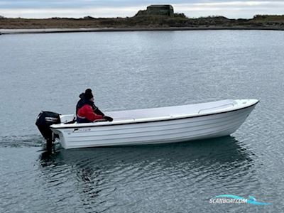 NORDIC 550 FISK MED SELVLÆNSENDE DØRK Motorboot 2024, Dänemark