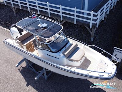 Nimbus T8 Motorboot 2024, mit Mercury motor, Niederlande