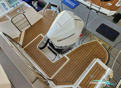 Nimbus W9 Motorboot 2023, mit Mercury motor, Schweiz