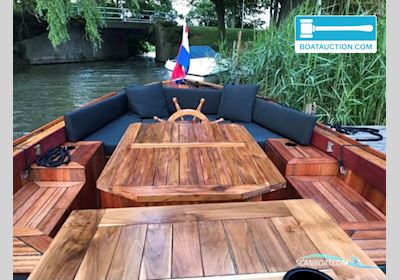 Noorse Spitsgatter 700 Motorboot 1965, mit Sing Yang Marine motor, Niederlande