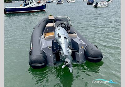 Northstar Axis 4.2 Motorboot 2024, mit Honda motor, England