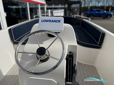 Nydam 500 Classic Med 40 hk Mercury-Efi 4 Takt og Brenderup Trailer - Anvisningssalg Motorboot 2017, mit Mercury motor, Dänemark