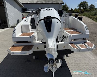 Oceanmaster 680 DC Motorboot 2023, mit Honda BF250 VTEC motor, Dänemark