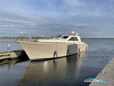 One Off Van Well Design Motorboot 2006, mit Steyr motor, Niederlande
