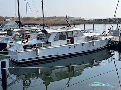 Palma 40 (Motor Kun Gået 500t ) Motorboot 1972, mit VM Diesel Motor Årg 2006 motor, Dänemark