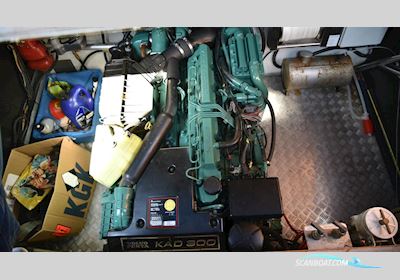 Parad 31 Flying Bridge Motorboot 1980, mit Volvo Penta motor, Sweden